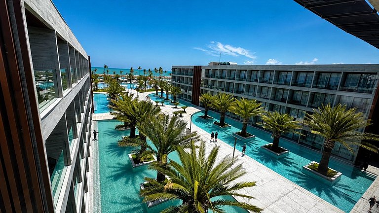 Luxo em Muro Alto | Resort Frente Mar | Piscina